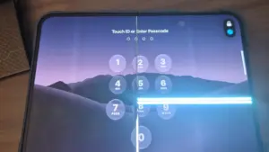 iPhone Duo display
